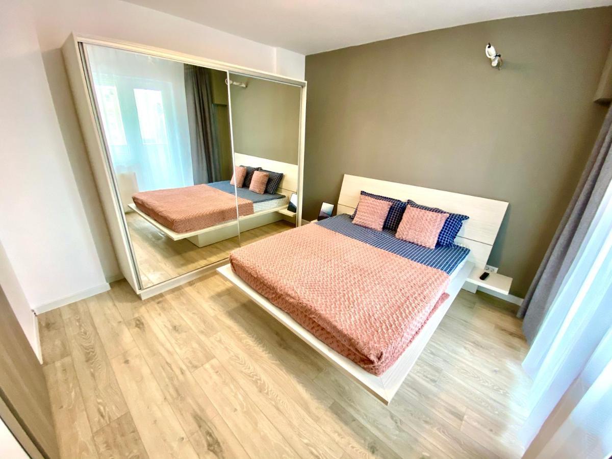 Mega Rossa Residence Bucharest Luaran gambar