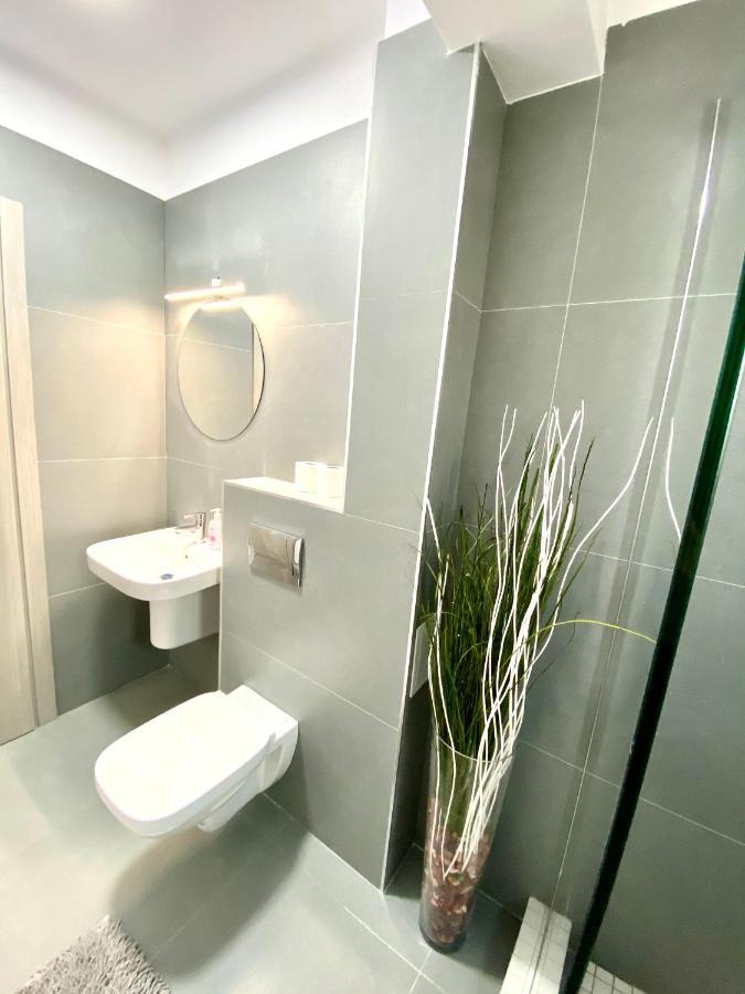Mega Rossa Residence Bucharest Luaran gambar