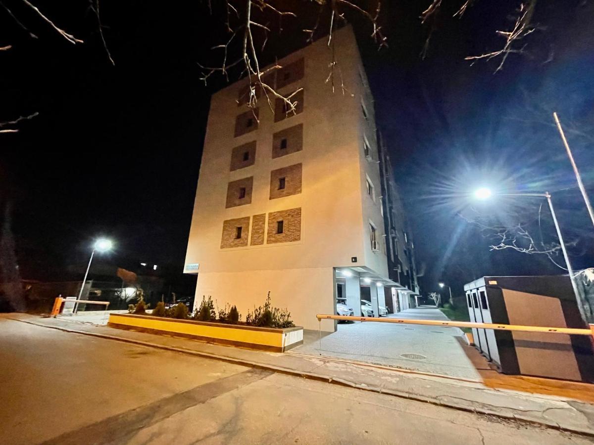 Mega Rossa Residence Bucharest Luaran gambar